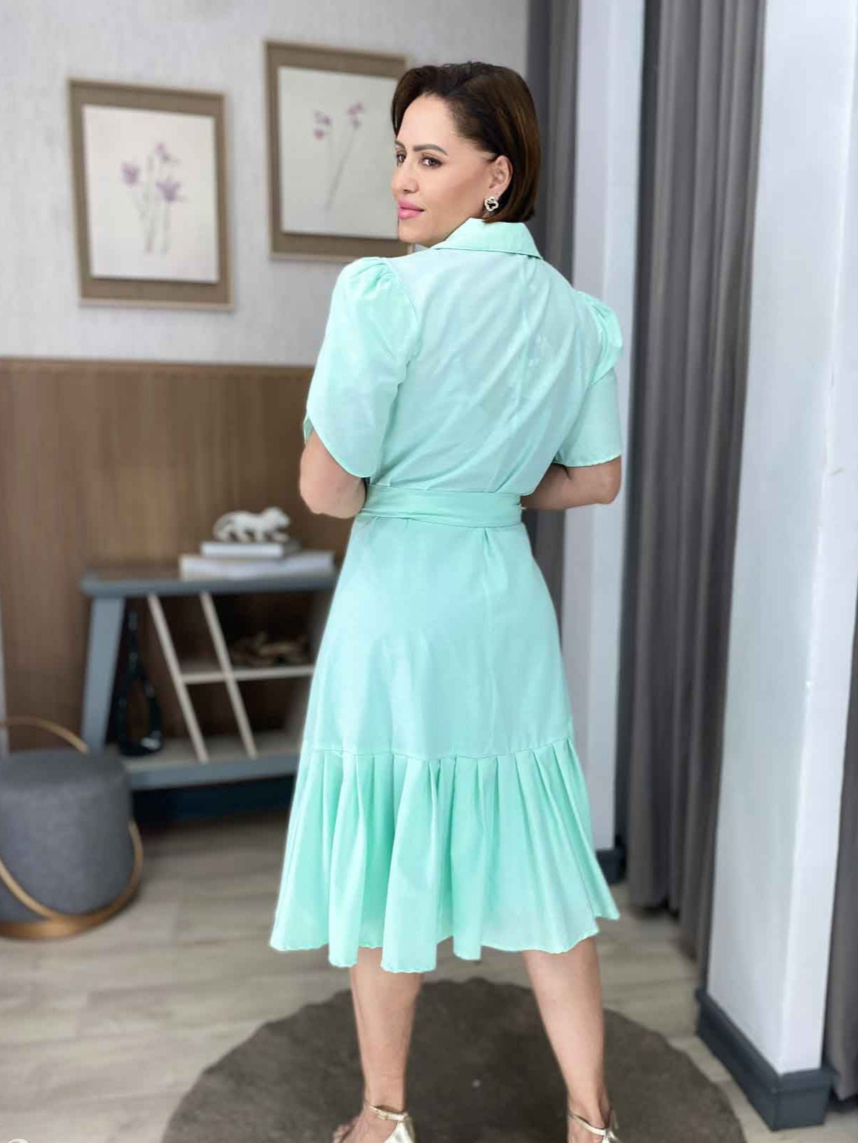 VESTIDO EVASÊ TRICOLINE ROSA COM PREGAS 105CM